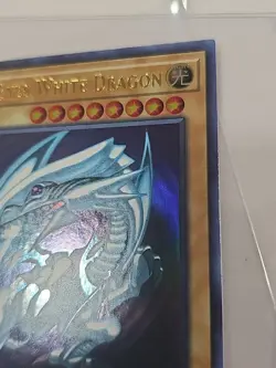 Blue-Eyes White Dragon (Version 2) LCKC-EN001 Legendary Collection- UR NM/LP - Image 3