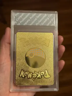 Charizard VMAX 020/189 Gold Metal Foil Fan Card Pokemon HP 330 - Image 3