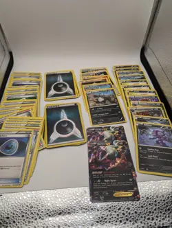 Pokemon Mewtwo vs. Darkrai 2-Player Battle Arena Decks - Image 3
