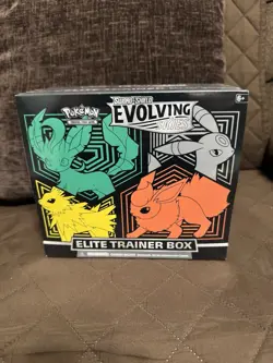 Pokemon TCG SWSH:Evolving Skies Elite Trainer Box Factory Sealed, Dent,Tear.Read - Image 1