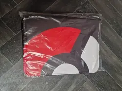 Ultra Pro Pokemon TCG 8-Pocket Card Binder - Pokeball 400 Cards - Image 1