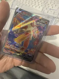 Pokemon TCG Blaziken v Full Art Ultra Rare Holo Card Chilling Reign 161/198 NM - Image 3
