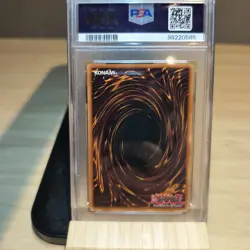 2006 YU-GI-OH! COLLECTORS TIN #EN001 ELEMENTAL HERO NEOS COLLECTORS TIN PSA 5 - Image 2