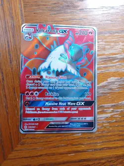 2019 Sun & Moon Cosmic Eclipse Volcarona GX 213/236 Ultra Rare Pokemon Card TCG - Image 1