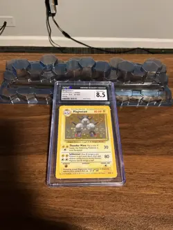 1999 POKEMON BASE SET UNLIMITED #9 MAGNETON-HOLO CGC 8.5 - Image 1