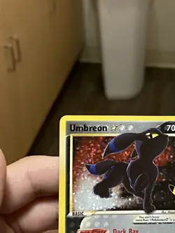 Umbreon Celebrations 17/17 Gold Star Pokemon TCG - Image 2