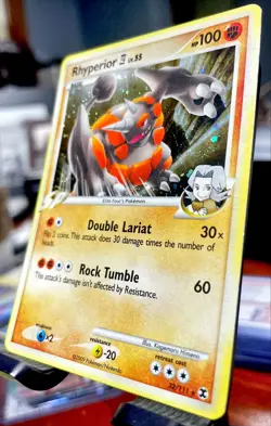 NM HOLO BLEED ⭐ Rhyperior 32/111 Rising Rivals Holo Rare Pokemon TCG - Image 3