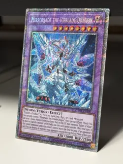 Mirrorjade the Iceblade Dragon (Starlight Rare) PHHY-EN100 1st Edition EURO - Image 2
