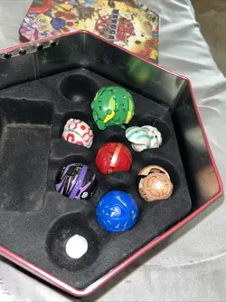 Bakugan lot 7Battle Brawlers Figures 16Cards 8Are METAL & Tin Box - Image 5