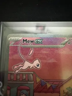 (SMALL DENT) Mew ex 053 Sv: Scarlet & Violet Promo Cards Holo LP - Image 2