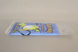 POKEMON BASE SET 2 BOOSTER PACK RAICHU FACTORY SEALED LONG CRIMP WOTC 2000 og - Image 4