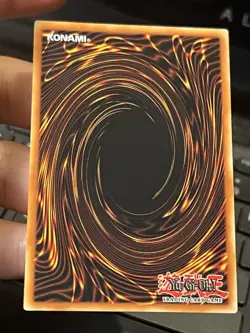 Dark Magician - MAGO-EN002 - 1st ED Gold Premium Rare TCG - YuGiOh! Card - NM - Image 5
