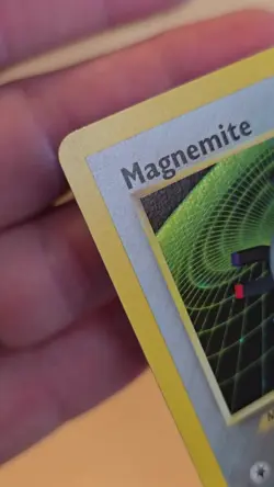 Pokemon TCG Magnemite 7/75 Neo Discovery Holo Rare Light Play Condition - Image 2