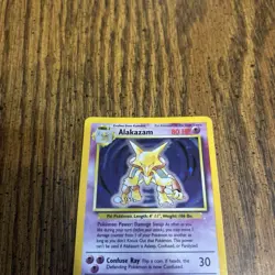 Pokemon 1999 Alakazam 001/102 Base Set Holographic Card Nm - Image 3