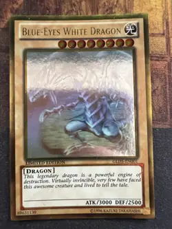 Blue-Eyes White Dragon GLD5-EN001 Limited Edition Ghost Rare Yu Gi Oh - Image 1