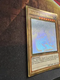 Blue-Eyes White Dragon GLD5-EN001 Limited Edition Ghost Rare Yu Gi Oh - Image 2