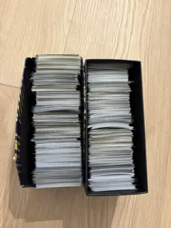 Huge Pokemon TCG Bundle Hundreds of cards, various sets 2017-2023 - Image 1