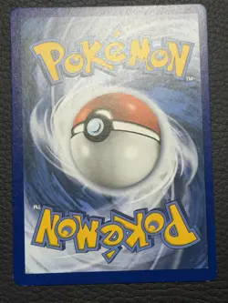 Pokemon TCG Reshiram 113/114 Celebrations Classic Collection Holo - Image 3