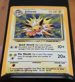 Pokemon TCG Jolteon Jungle 4/64 Holo Rare No Symbol Misprint Excellent - Image 2