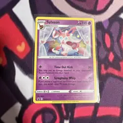 Sylveon SWSH211 SWSH: Sword & Shield Promo Cards Holo - Image 1