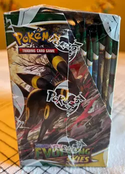 Pokemon Sword & Shield Evolving Skies Booster Box SEALED (Case Included) - Image 4