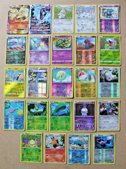 LOT OF 24 POKEMON HALO CARDS SEE PICTURES - Image 1