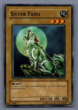 Yu-Gi-Oh! TCG Silver Fang Legend of Blue Eyes White Dragon LOB-010 1st Ed LP - Image 1