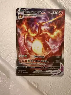 Charizard VMAX SWSH261 Sword & Shield Promo Card Holo Illustration Rare - Image 1