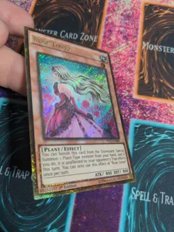 Yu-Gi-Oh! Rose Lover PGL2-EN003 1st Ed Gold Secret Rare NM - Image 2