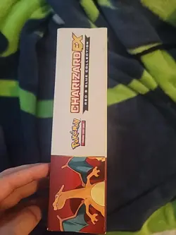 Pokemon TCG Charizard EX Red & Blue Collection Box 20th Anniversary Generations - Image 4