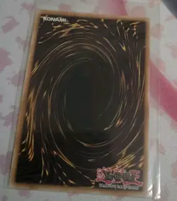 Dark Highlander CT09-EN007 2012 Collectors Tin Limited Edition - Image 2