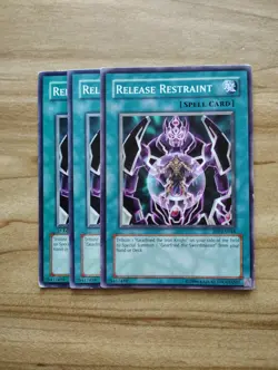 Yu-Gi-Oh! - Release Restraint 3X - Full Playset - Image 1