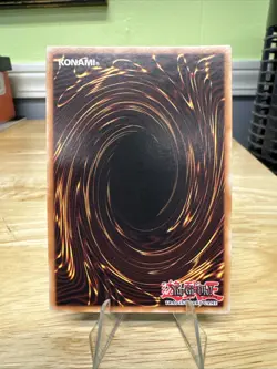 Blue-Eyes White Dragon CT14-EN002 2017 Mega-Tins Limited Edition - Image 2