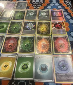 Pokemon Lot Of 32 Holo Energy Cards - Image 3