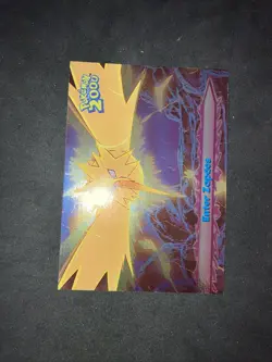 Pokemon The Movie 2000 Foil Topps Blue Label - Near Mint - Enter Zapdos - Image 1