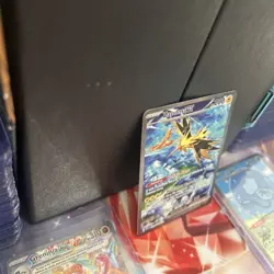 Pokemon TCG Zapdos EX Scarlet & Violet 151 Card Sir NM/M Condition - Image 3