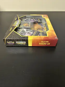 Pokemon TCG Hidden Fates Raichu GX Collection Box New Factory Sealed 728192512490 - Image 5