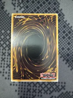 GUIDING QUEM, THE VIRTUOUS - QUARTER CENTURY SECRET RARE RA04-EN043 YUGIOH! - Image 3