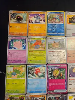 Pokemon 25 Card Bulk Lot | 5 Holo + 20 Common - Authentic TCG Collection (52) - Image 3