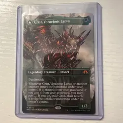 Grist, Voracious Larva (Borderless) - Modern Horizons 3 - NM - Image 1