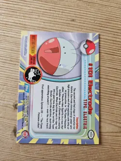 Electrode #101 Pokemon Topps Series 2 Card Non-Holo - Image 2