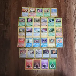 Vintage Lot of 32 Gym Heroes Pokemon Cards 1st Edition TCG WOTC - Image 1