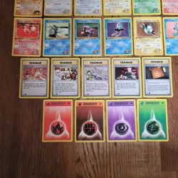 Vintage Lot of 32 Gym Heroes Pokemon Cards 1st Edition TCG WOTC - Image 4
