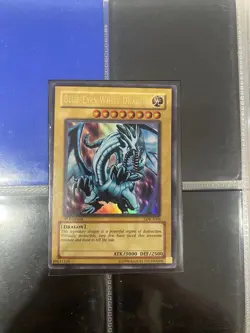 Yu-Gi-Oh! TCG Blue-Eyes White Dragon 1st Edition LOB-A001 English 1996 - Image 2