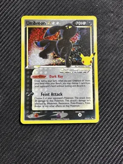 Pokemon Celebrations Umbreon Gold Star #17/17 Classic Collection (NM) - Image 1