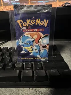 1999 Pokemon Base Set Booster Pack by Wizards of the Coast *Unweighed* - Image 1