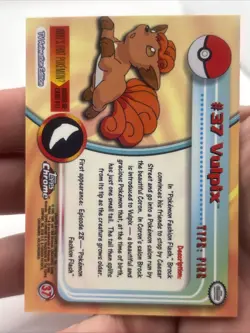 Pokemon Vulpix #37 Topps Chrome Base Holo NM - Image 4
