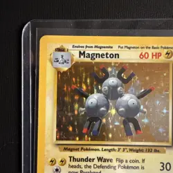 Pokemon TCG Magneton Base Set 9/102 Holo Unlimited Holo Rare - Image 2