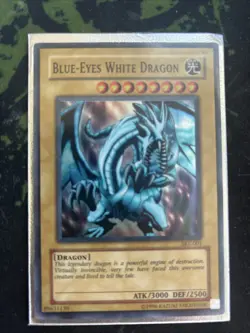 Blue-Eyes White Dragon SKE-001 Starter Deck: Kaiba Evolution Unlimited - Image 1