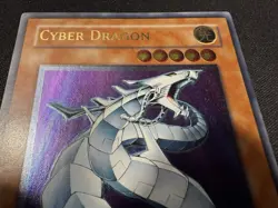 Yu-Gi-Oh Cyber Dragon CRV-EN015 Ultimate Rare 1st Edition LP Condition - Image 4